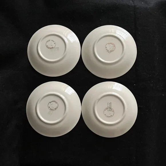 4 - Estate Vintage 22kt Hand Painted Demitasse Cups w/Saucers - Picture 4 of 11